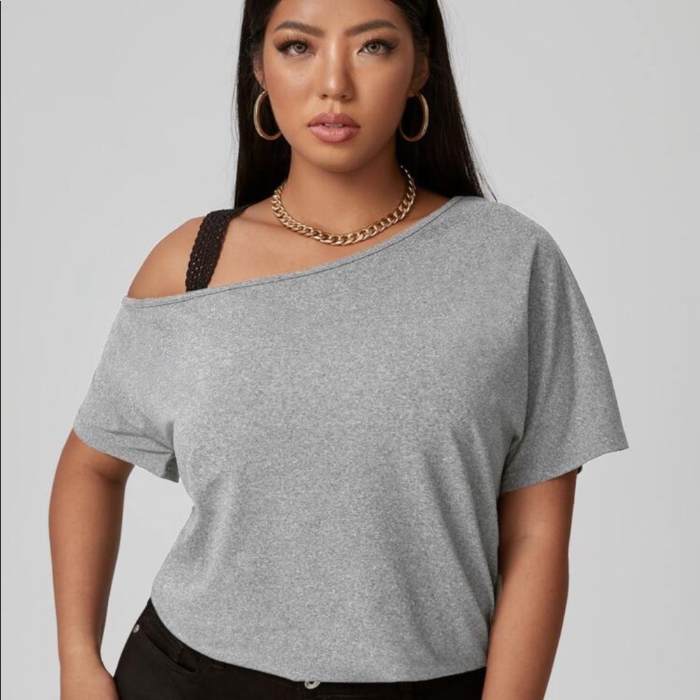 Plus size Asymmetric/ Off Shoulder Tee